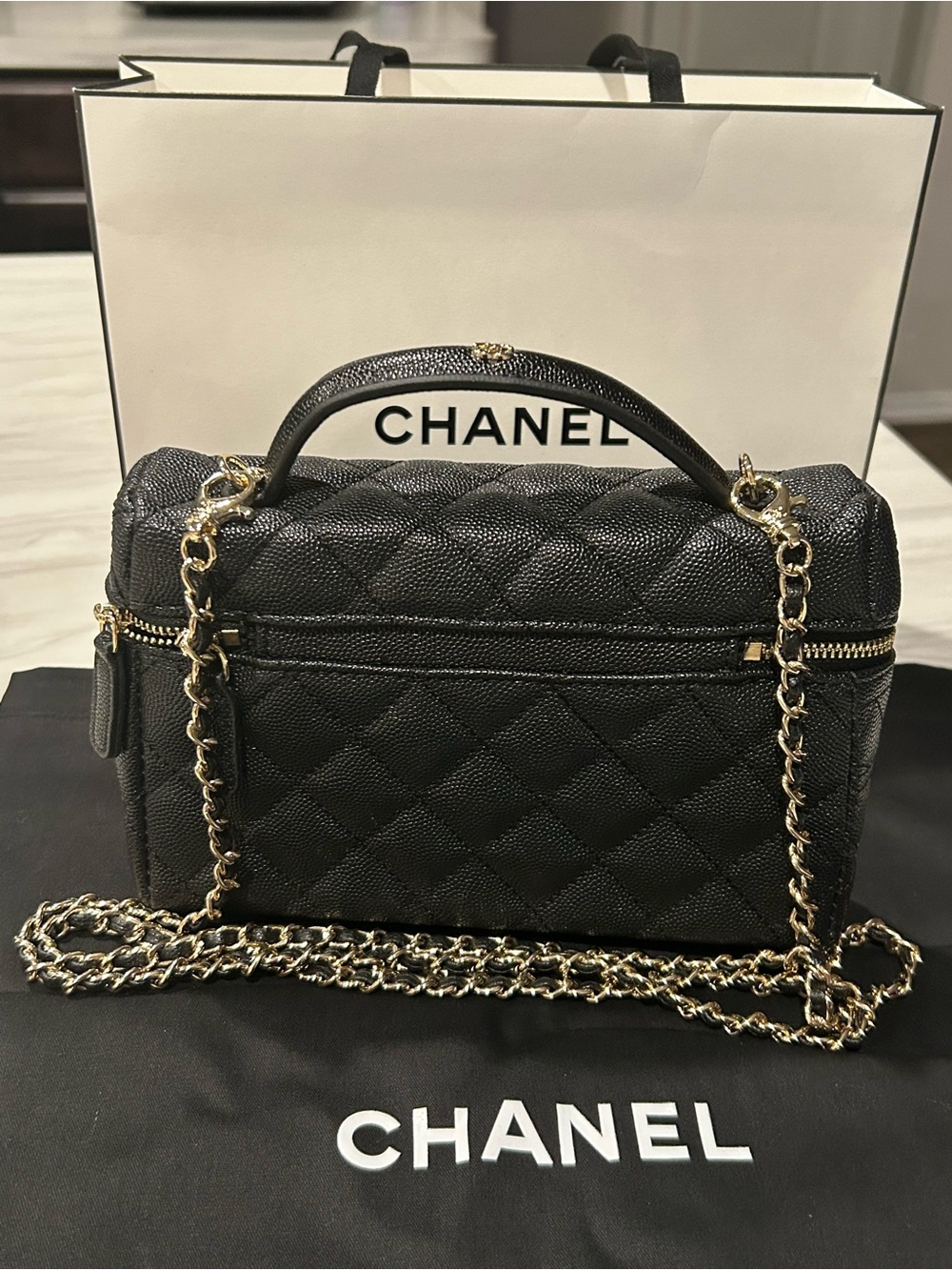 Chanel Quilted Leather Vanity Crossbody Bag in Black VIP GWP - Picture 5 of 14